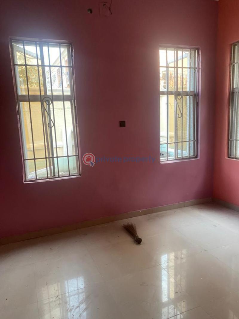 3 bedroom Flat & Apartment For Rent University View Estate Okun Ajah Lagos - 3