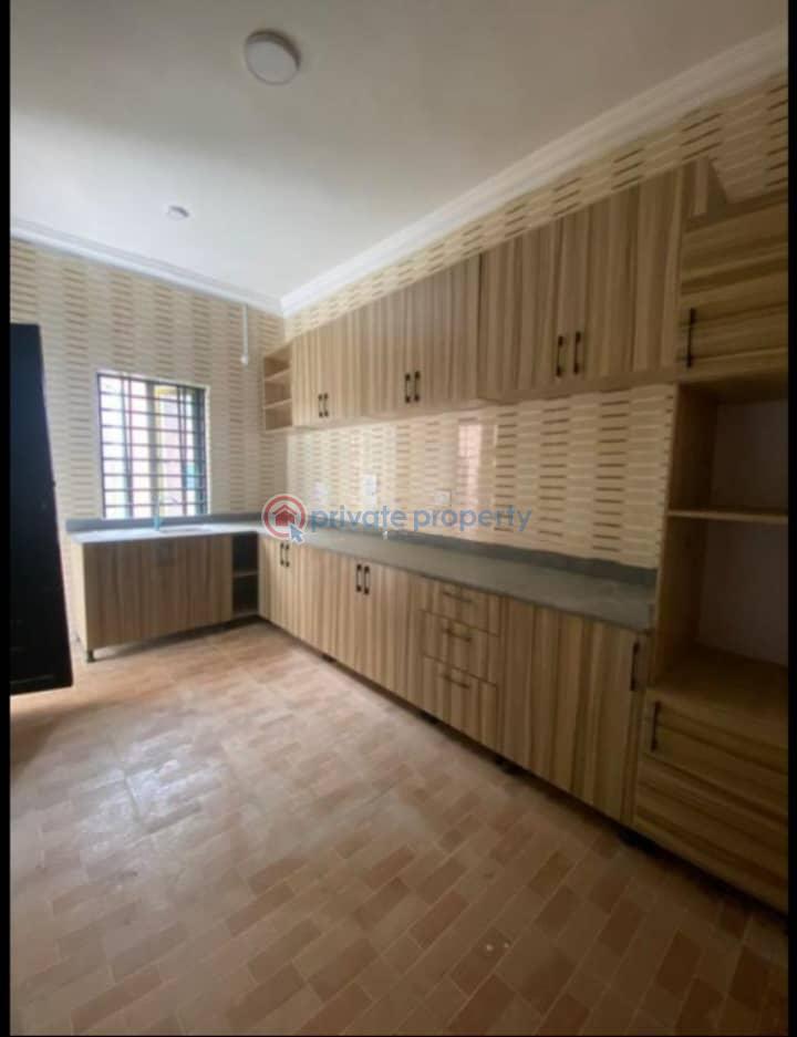 3 bedroom Block Of Flats For Rent Lekki Lagos Along Lekki Expressway Lagos - 1