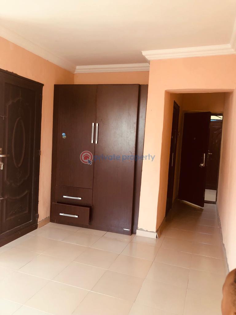3 bedroom Block Of Flats For Rent Aare Opposite Rehoboth , Oluyole Estate Ibadan Oyo - 2