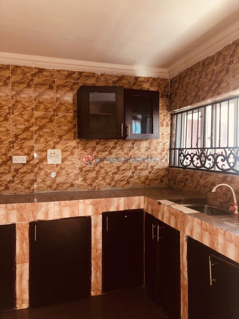3 bedroom Block Of Flats For Rent Aare Opposite Rehoboth , Oluyole Estate Ibadan Oyo - 1