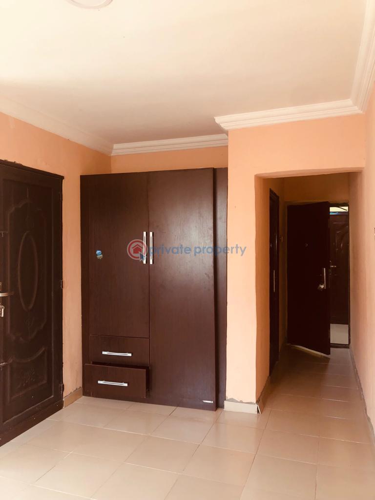 3 bedroom Block Of Flats For Rent Aare Opposite Rehoboth , Oluyole Estate Ibadan Oyo - 5
