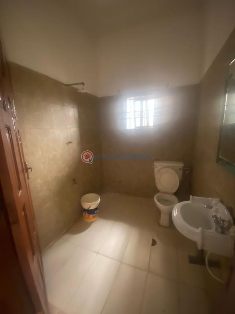3 bedroom Block Of Flats For Rent Alalubosa Ibadan Oyo - 3