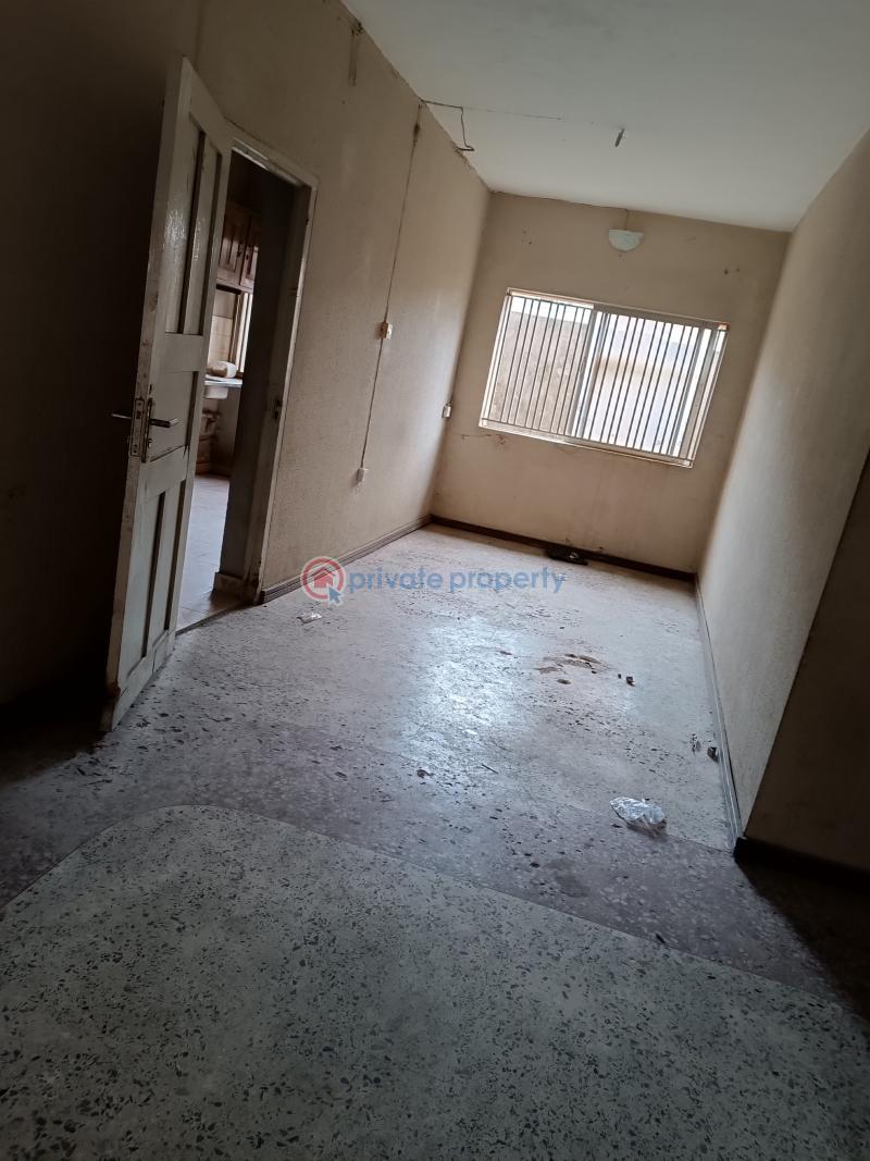 Flat & Apartment For Rent Century Bus Stop Ago Palace Isolo Lagos - 4