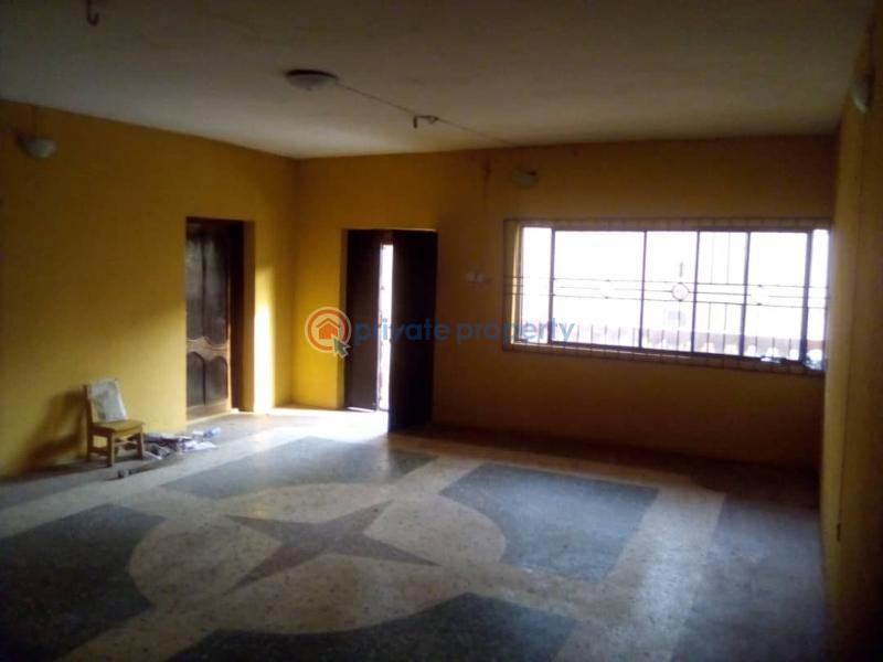 3 bedroom Self Contain For Rent At The Back Of Abbey Lincon Filling Station Ibadan Oyo - 10