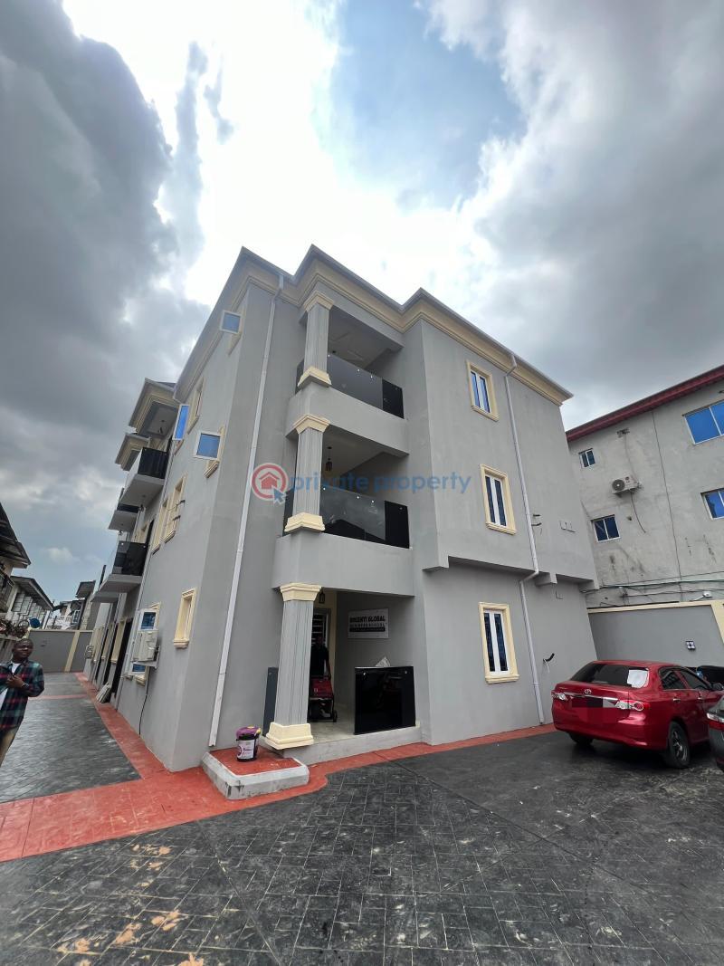 3 bedroom Flat & Apartment For Sale Opebi Ikeja Lagos - 0