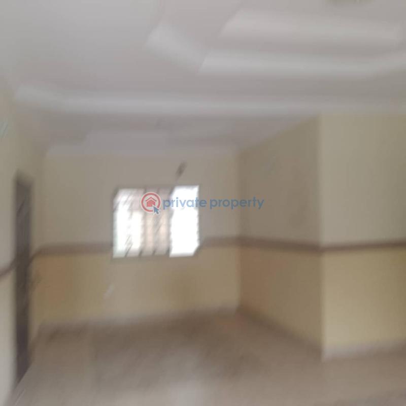 For rent 3 bedroom Flat & Apartment Aviation Estate Mafoluku Oshodi