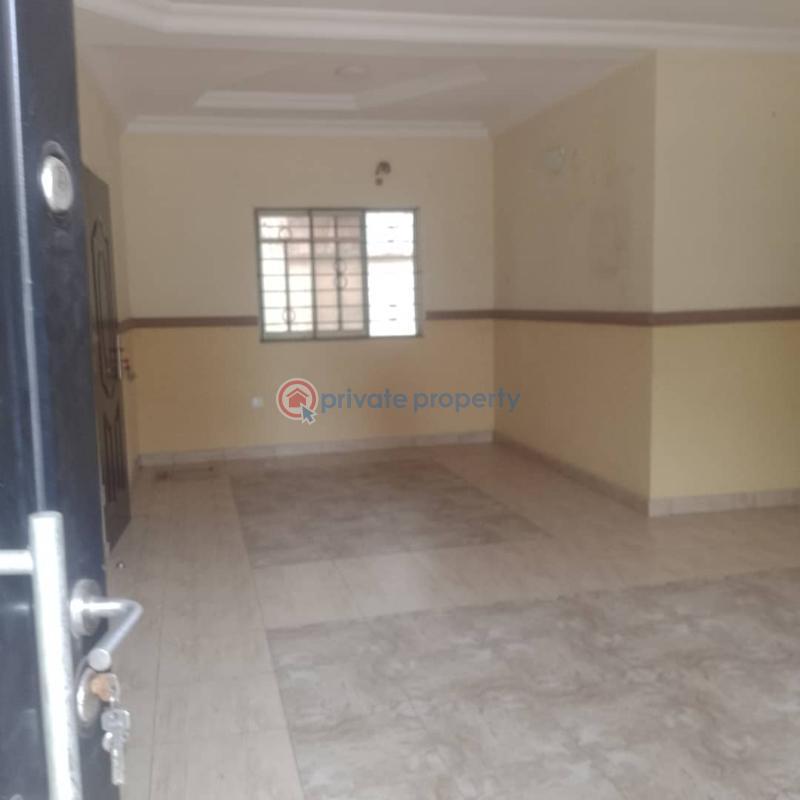 3 bedroom Flat & Apartment For Rent Aviation Estate Mafoluku Oshodi Lagos - 5