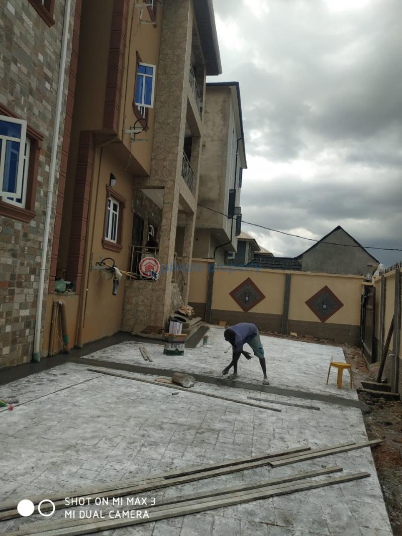 3 bedroom Flat & Apartment For Rent Off Yakoyo Berger Ojodu Lagos - 4
