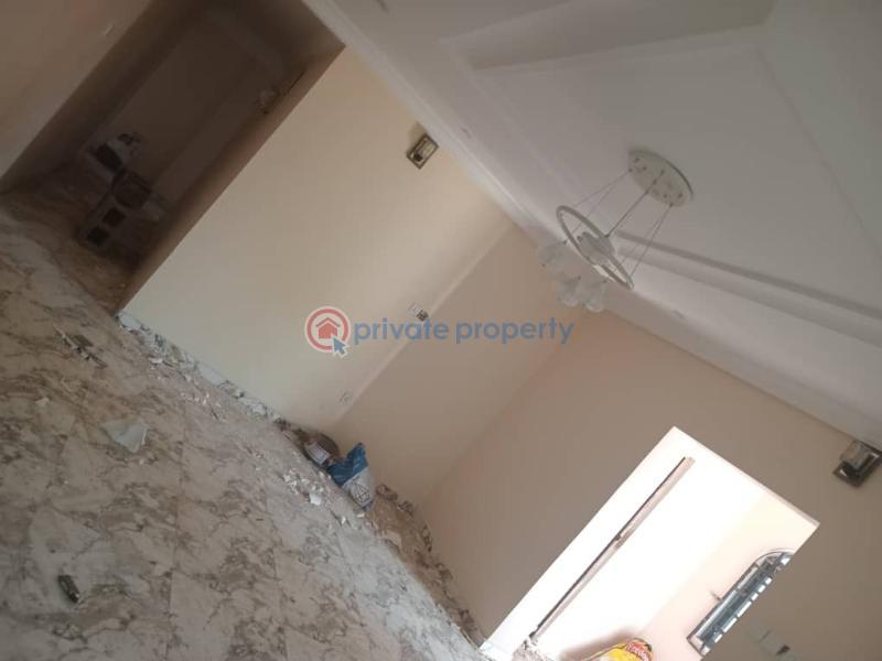 3 bedroom Flat & Apartment For Rent Iyana Ajia Area Alakia Ibadan Oyo - 0