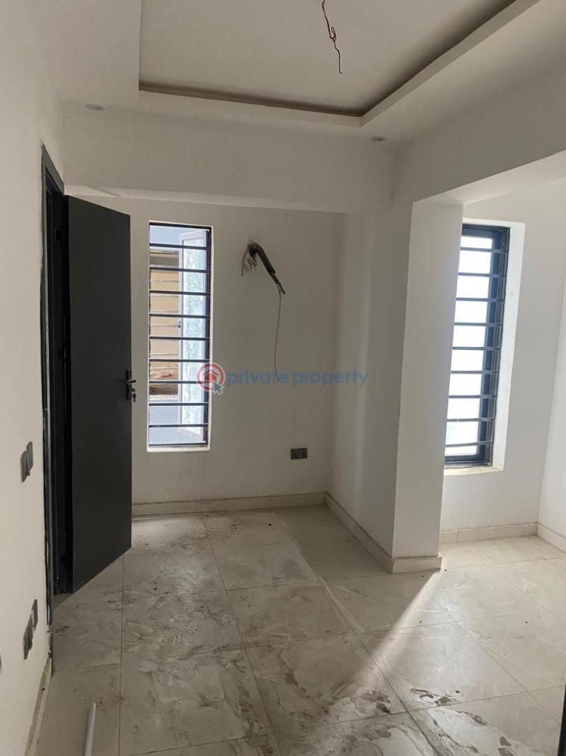 3 bedroom Flat & Apartment For Sale Yaba Lagos - 11