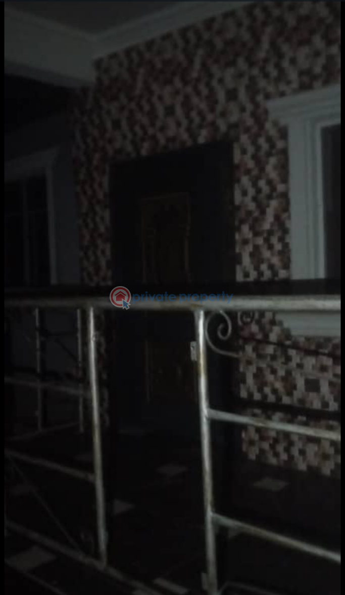 3 bedroom Flat & Apartment For Rent Oluwo Area, Adegbayi Alakia Ibadan Oyo