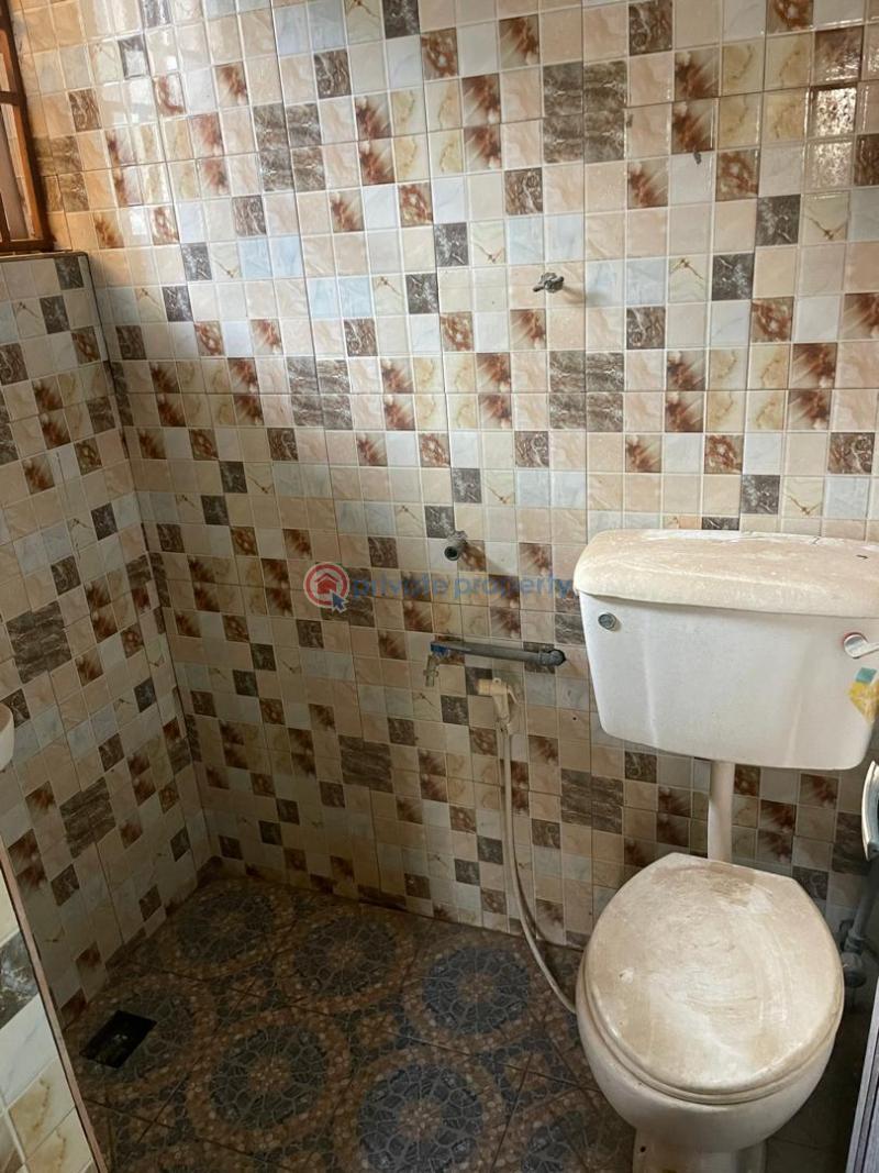 3 bedroom Flat & Apartment For Rent Alaguntan Area, Ologuneru Ibadan Oyo - 4