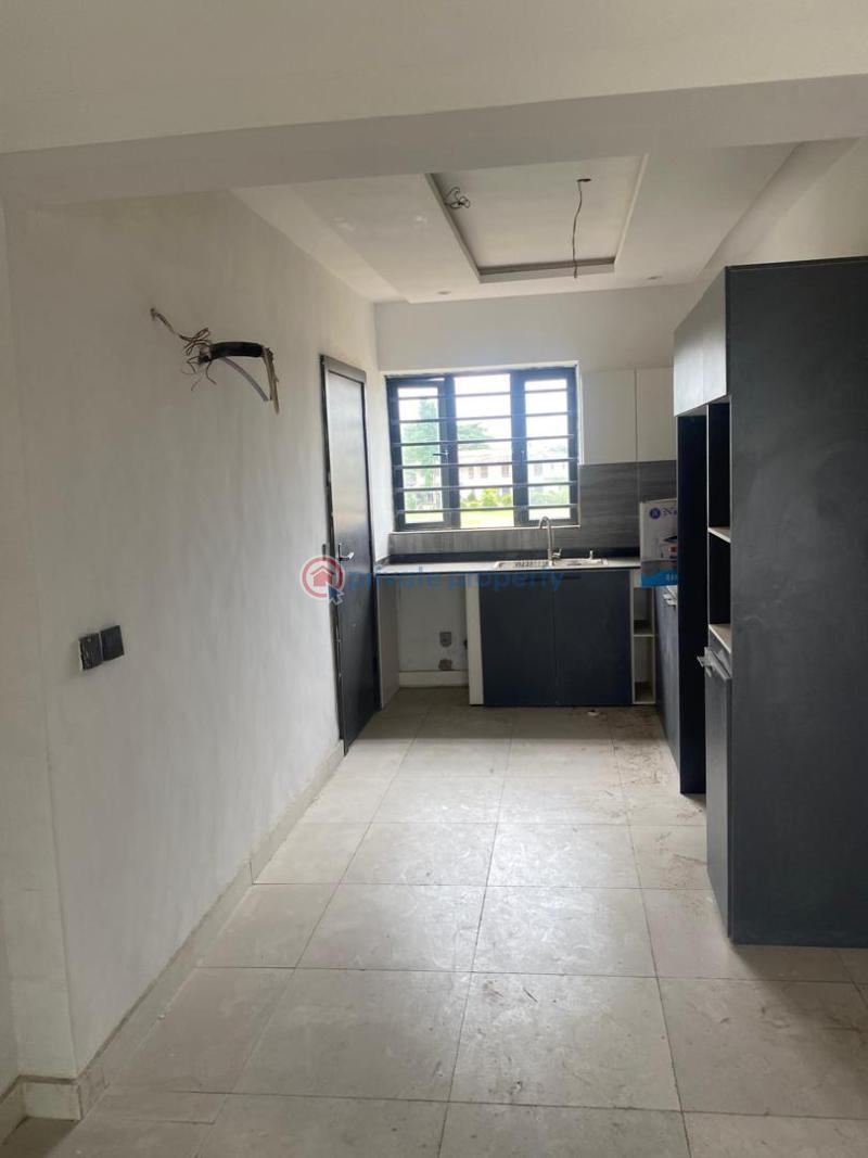 3 bedroom Flat & Apartment For Sale Yaba Lagos - 1