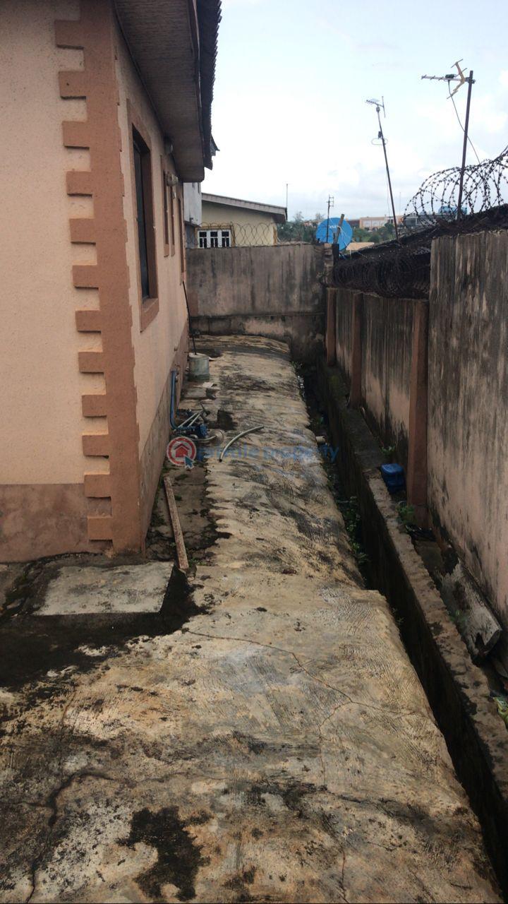 3 bedroom Block Of Flats For Sale Ajegunle Apapa Lagos - 1