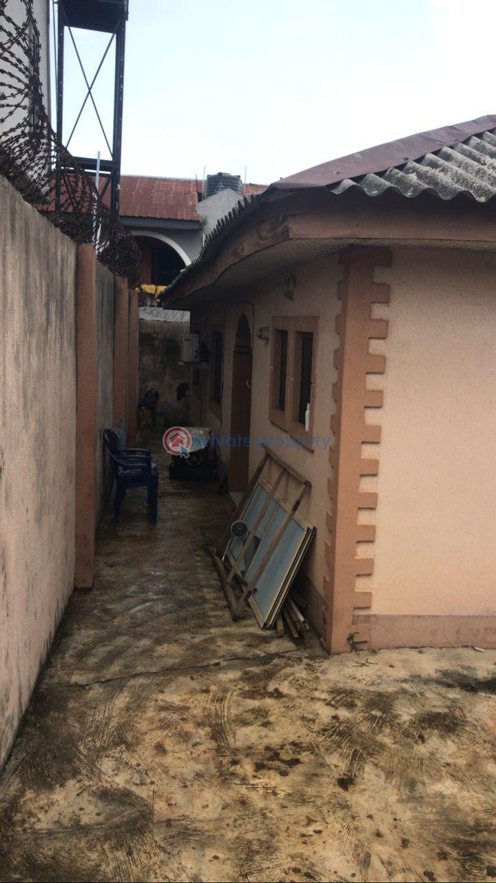 3 bedroom Block Of Flats For Sale Ajegunle Apapa Lagos - 4