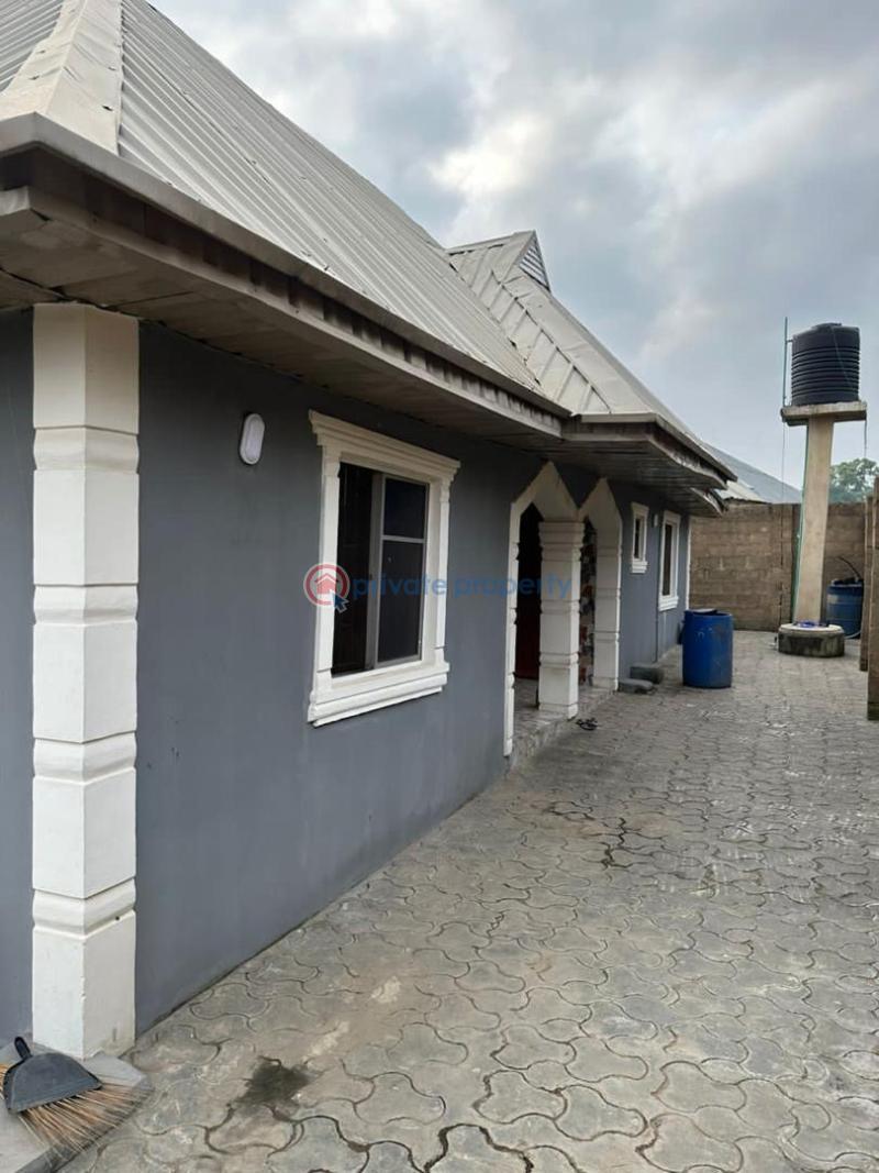 3 bedroom Flat & Apartment For Sale Erunmu Town Oke Ado Ibadan Oyo - 9