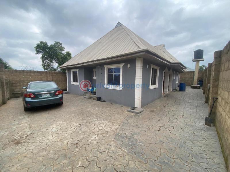 3 bedroom Flat & Apartment For Sale Erunmu Town Oke Ado Ibadan Oyo - 11
