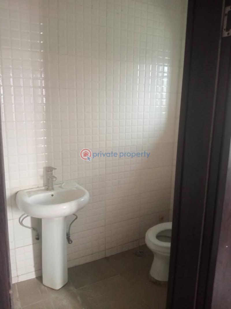 3 bedroom Block Of Flats For Rent Osapa London Lekki Lagos - 0