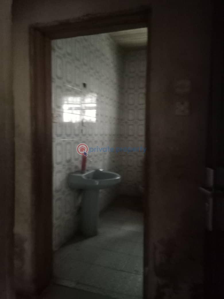 3 bedroom Flat & Apartment For Rent Ibadan Oyo - 5