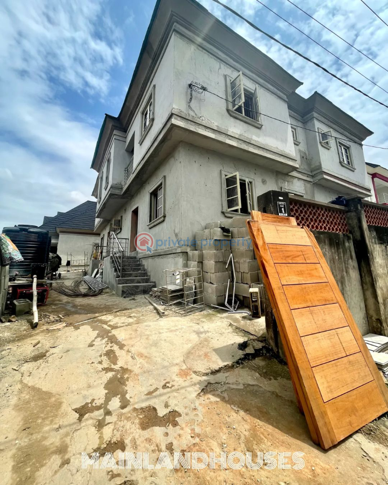 3 bedroom Semi detached Duplex For Sale Gbagada Lagos - 3