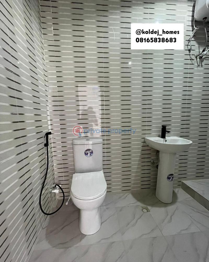 3 bedroom Terraced Duplex For Rent Lekki Lagos - 5