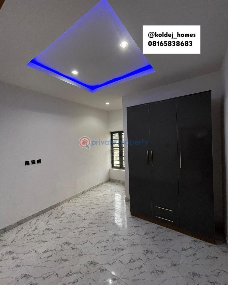 3 bedroom Terraced Duplex For Rent Lekki Lagos - 3