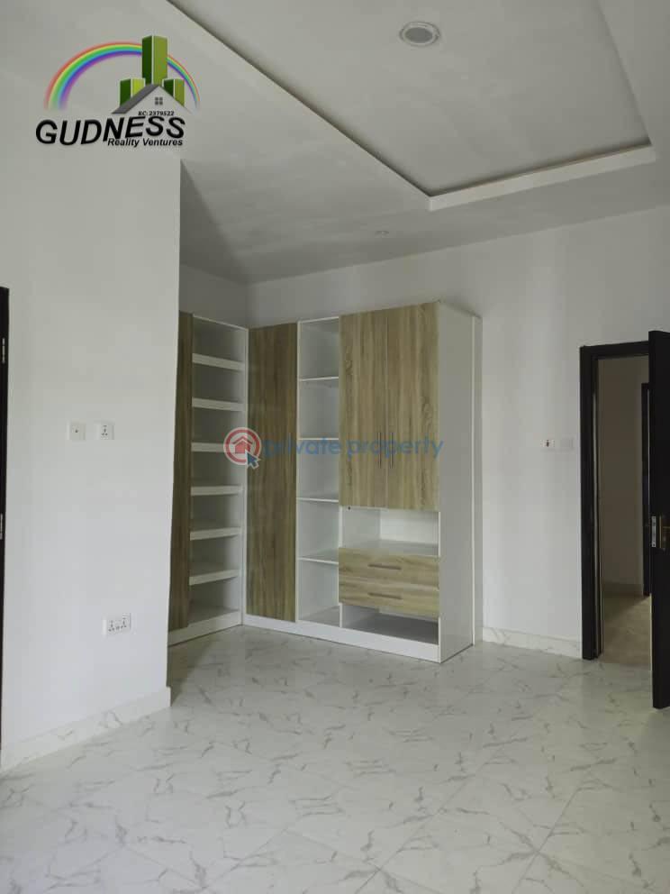 3 bedroom House For Sale Ikota Lekki Lagos - 3