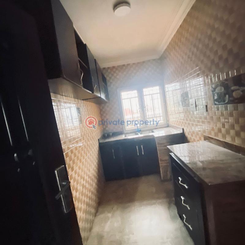 3 bedroom Flat & Apartment For Rent Alagomeji Axis Alagomeji Yaba Lagos - 7