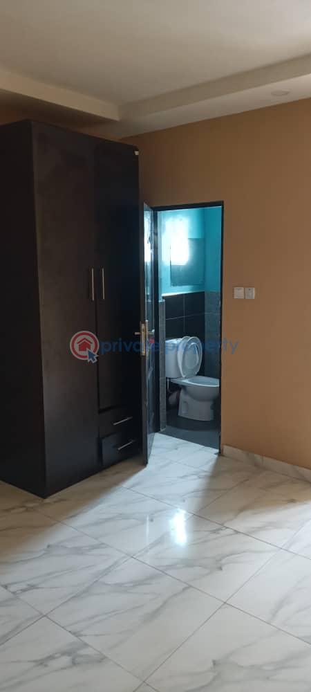 3 bedroom Flat & Apartment For Sale Off Queens Street ,casino Yaba Lagos - 12