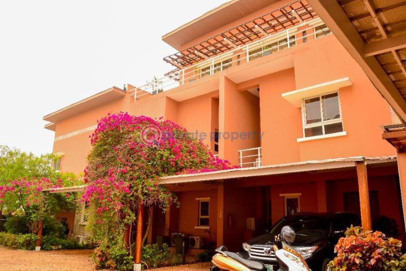3 bedroom House For Rent Banana Island Ikoyi Lagos - 1
