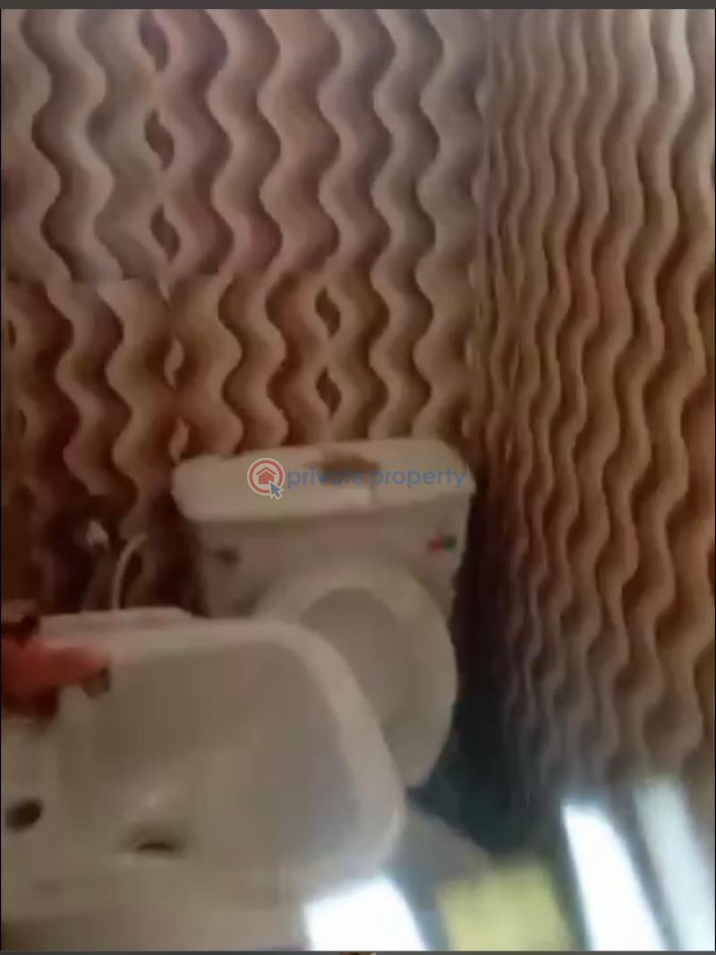 3 bedroom House For Rent Oladoyimbo Street,felele Ibadan Oyo - 3