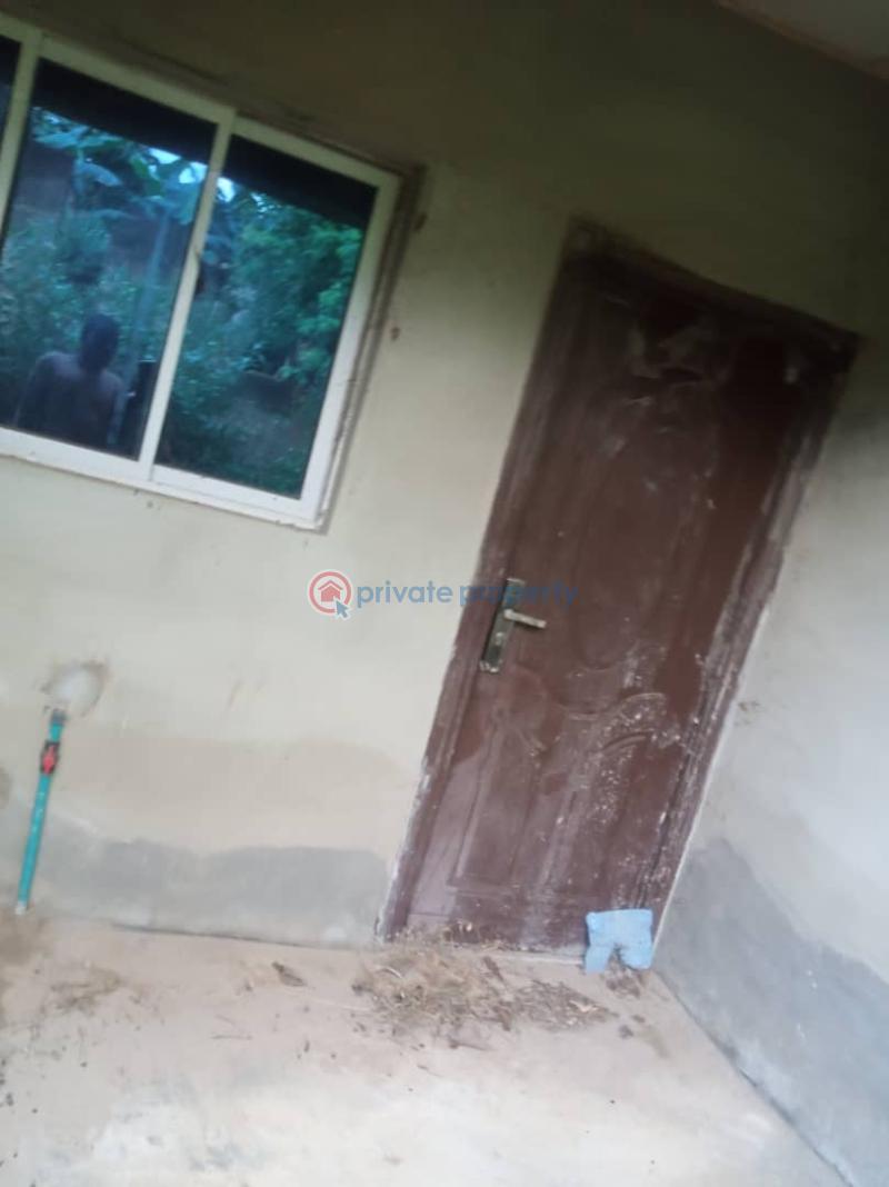 Flat & Apartment For Sale Aba Odan Alakia Off Iwo Road Ibadan Oyo - 5