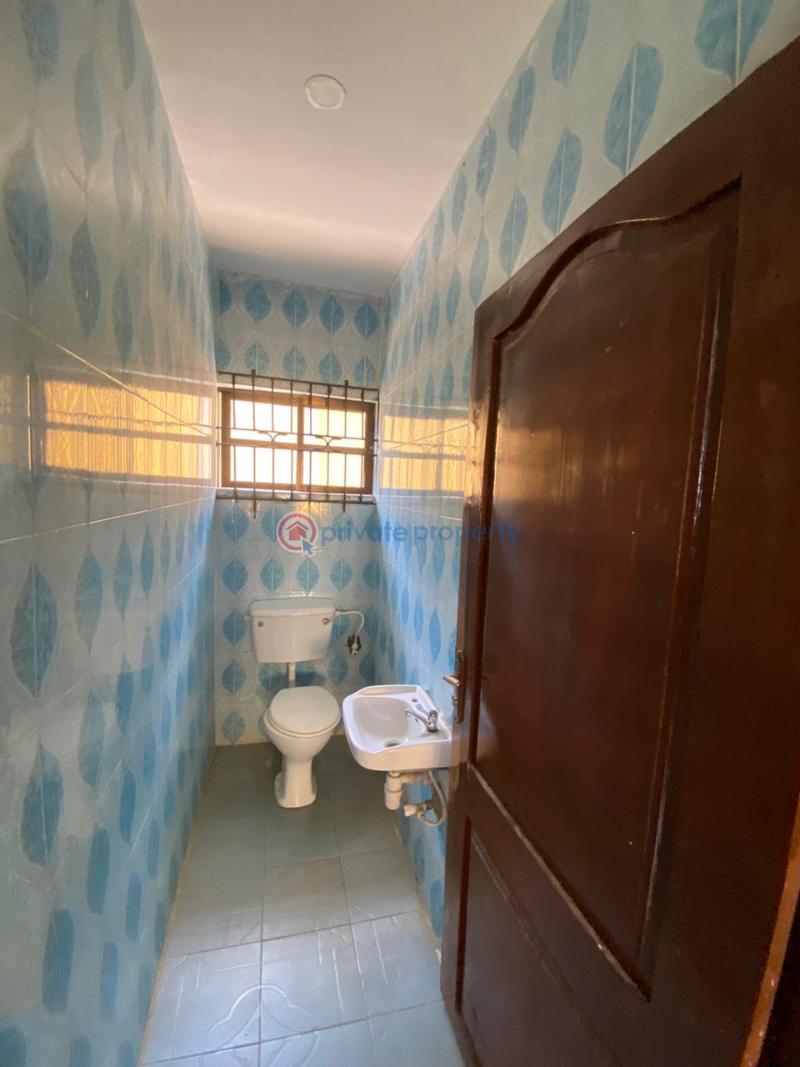 3 bedroom House For Rent T Exclusive Side Ibadan Oyo - 5