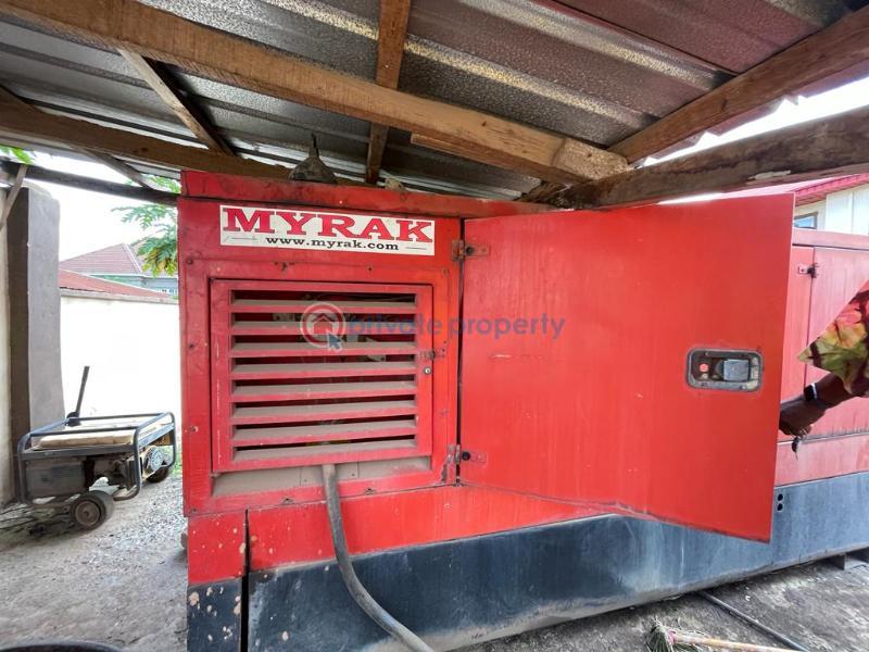 10 bedroom Commercial Property For Sale Omolayo / Alegongo Estate Akobo Ibadan Oyo - 0