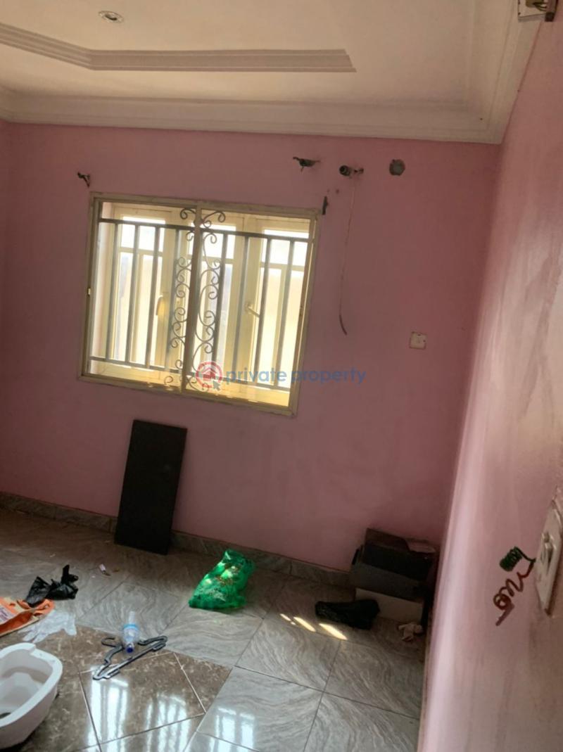 3 bedroom Flat & Apartment For Rent Iyana Oworo Oworonshoki Gbagada Lagos - 2