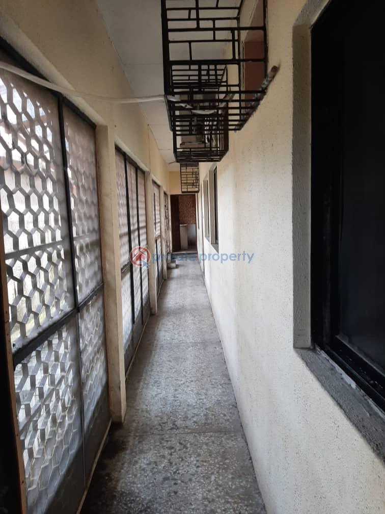 Flat & Apartment For Rent Dan Ogbeide Close Lekki Phase 1 Lagos - 0