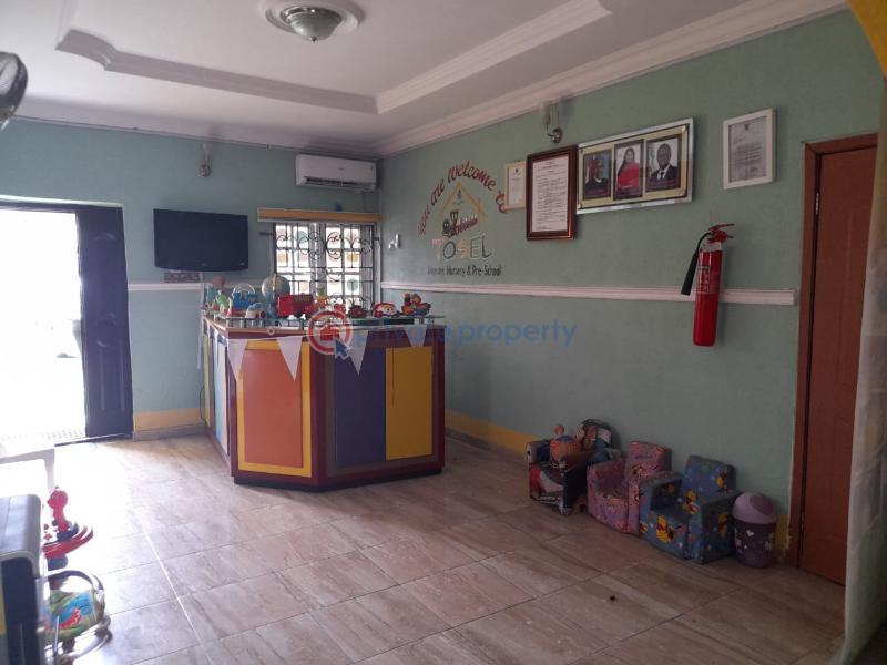 3 bedroom Flat & Apartment For Rent Lekki Phase 1 Lagos - 3