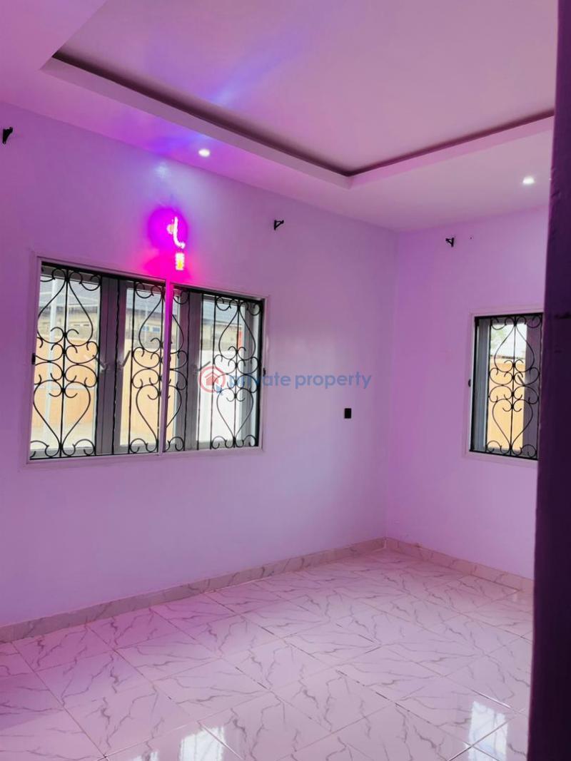 3 bedroom Detached Bungalow For Sale Bovas Filling Station Akobo Ojoo Ojoo Ibadan Oyo - 5