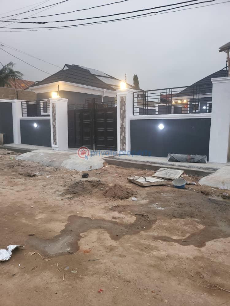 4 bedroom Detached Bungalow For Sale Olofa Royal Estate, Elebu Off Akala Expressway Ibadan Akala Express Ibadan Oyo - 0
