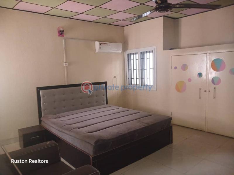 5 bedroom Detached Bungalow For Sale Agodi Gra Agodi Ibadan Oyo - 2