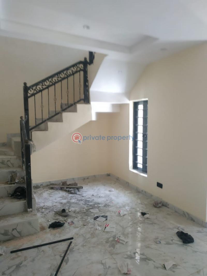 3 bedroom Semi detached Duplex For Rent Cedars House Oluyole Estate Ibadan Oyo - 9