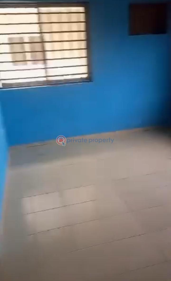 3 bedroom Block Of Flats For Rent Pedro Road Shomolu Lagos - 3