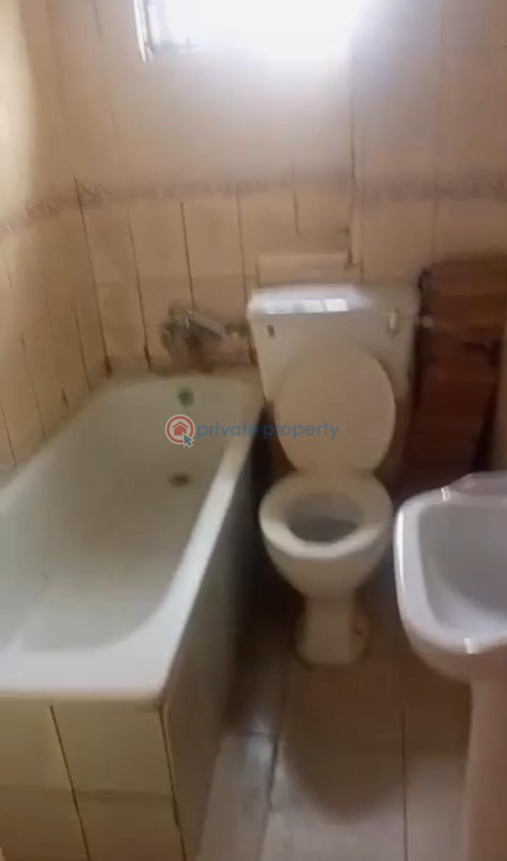 3 bedroom Block Of Flats For Rent Pedro Road Shomolu Lagos - 5