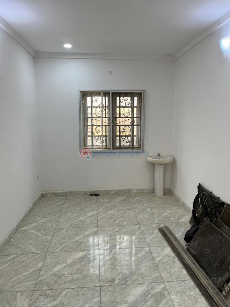 3 bedroom Flat & Apartment For Rent Asaaju Estate, Liberty Academy Ibadan Oyo - 0