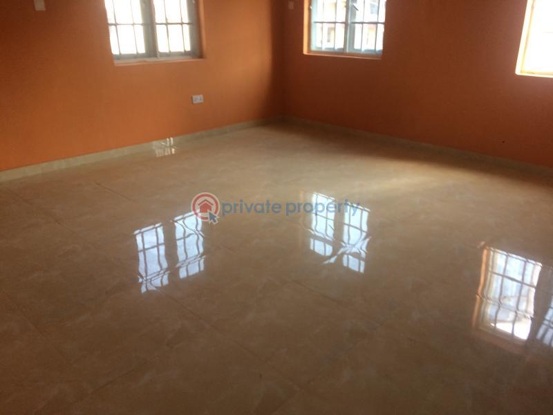 3 bedroom Flat & Apartment For Rent At Ashimowu Bakare Street, Off Nnobi Street Via Kilo Bus Stop, Surulere Lagos - 3