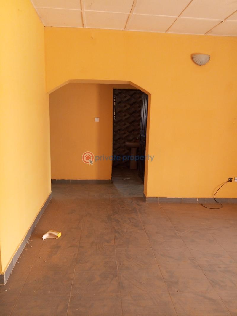 3 bedroom Block Of Flats For Rent Adesan Mowe Ogun area  - 1
