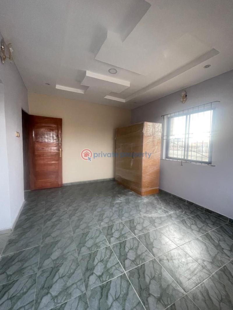 House For Rent Adelabu Surulere Lagos - 0