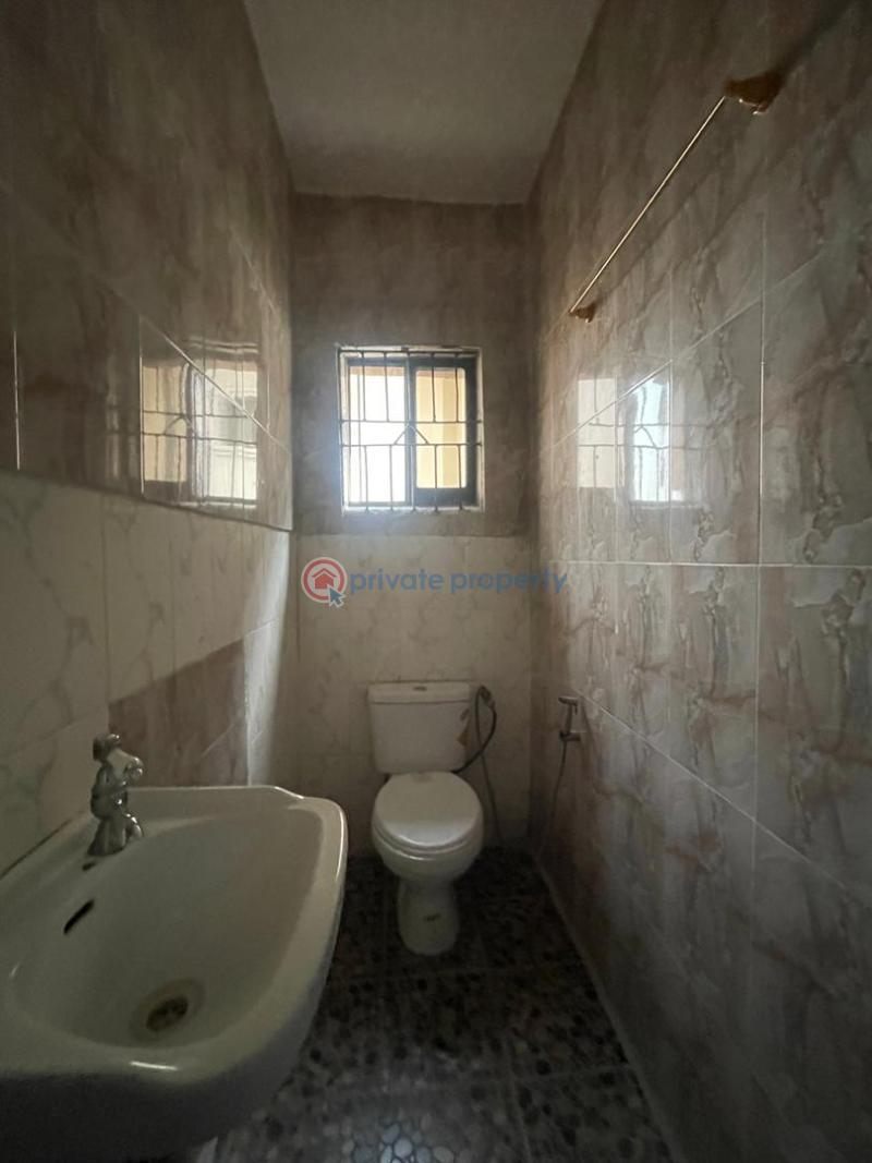 House For Rent Adelabu Surulere Lagos - 6