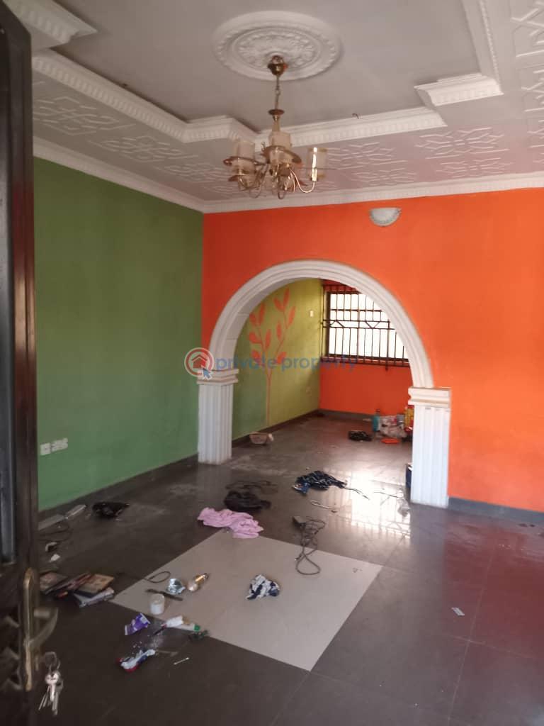 3 bedroom Detached Bungalow For Rent Peluseriki Ireakari Estate Akala Express Akala Express Ibadan Oyo - 7