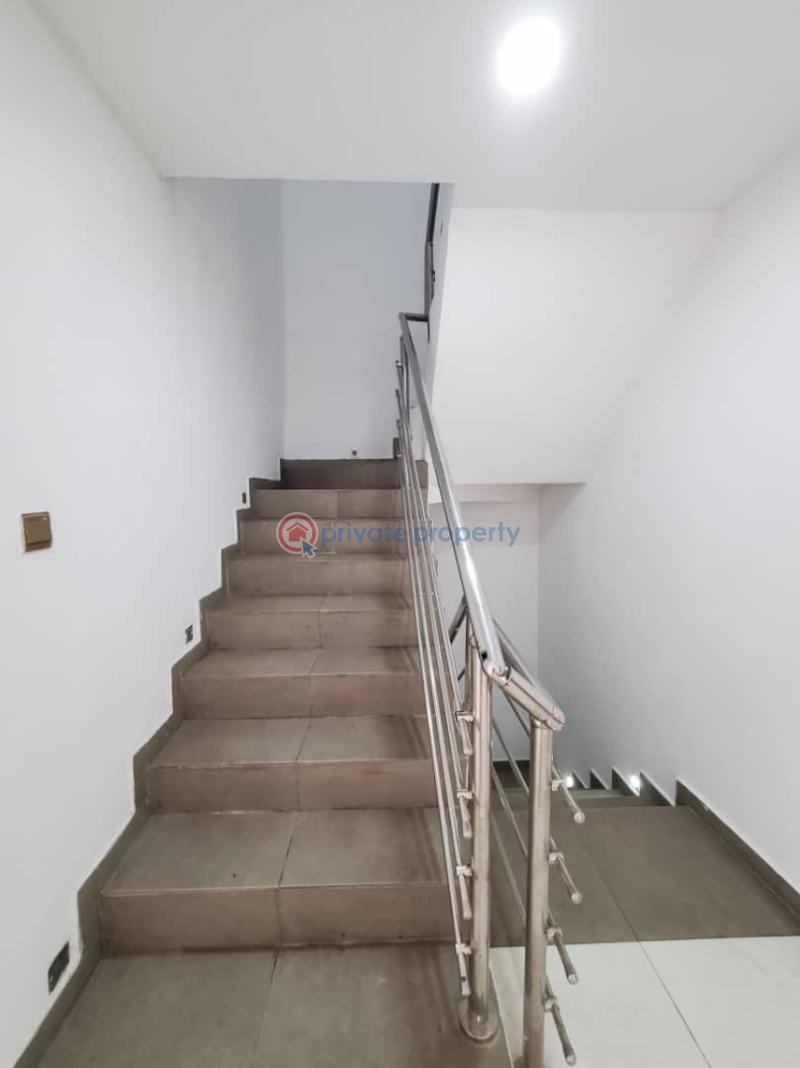 3 bedroom Block Of Flats For Rent Off Stadium Surulere Lagos - 4